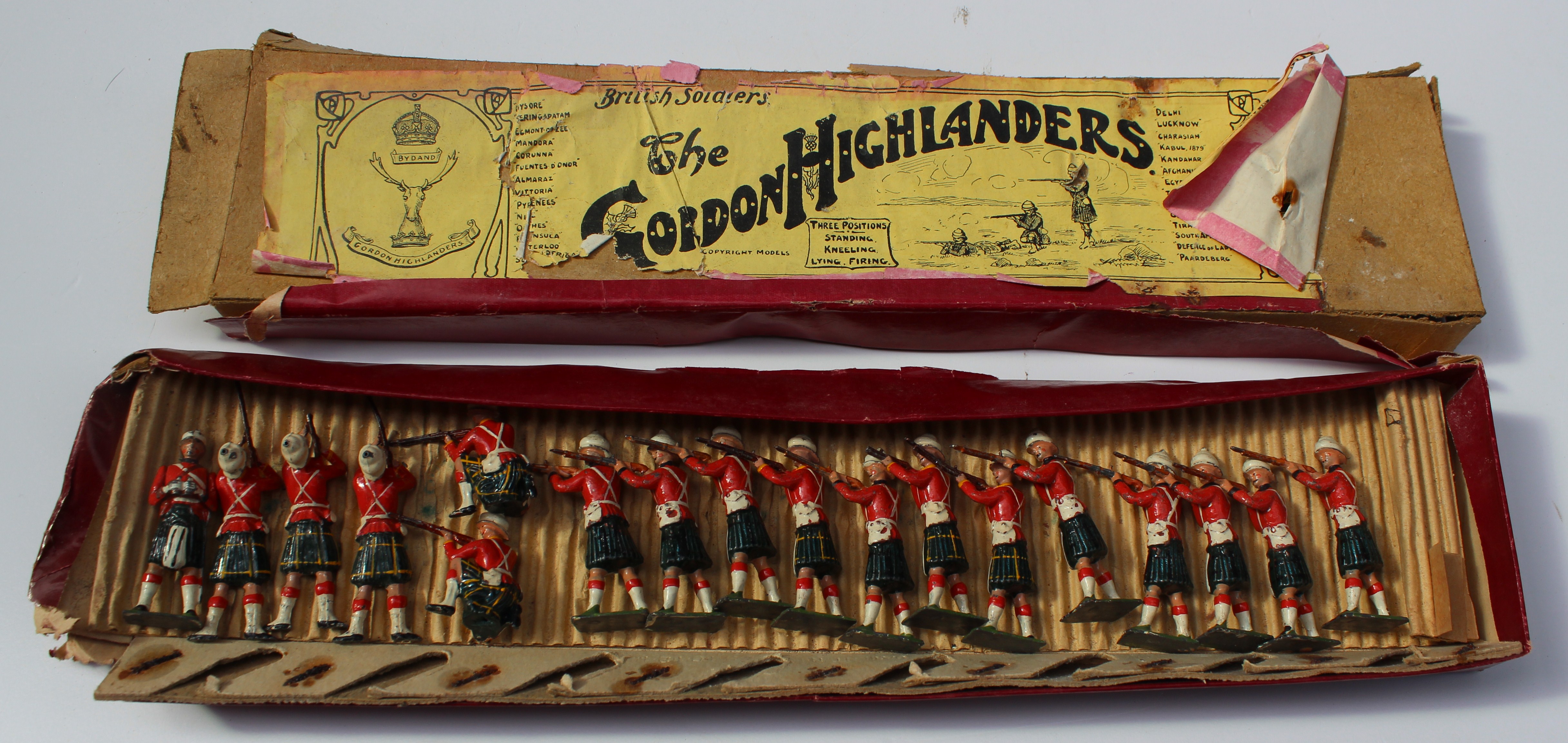 Britains soldiers - The Gordon Highlanders - eighteen figures, standing, - Image 5 of 5