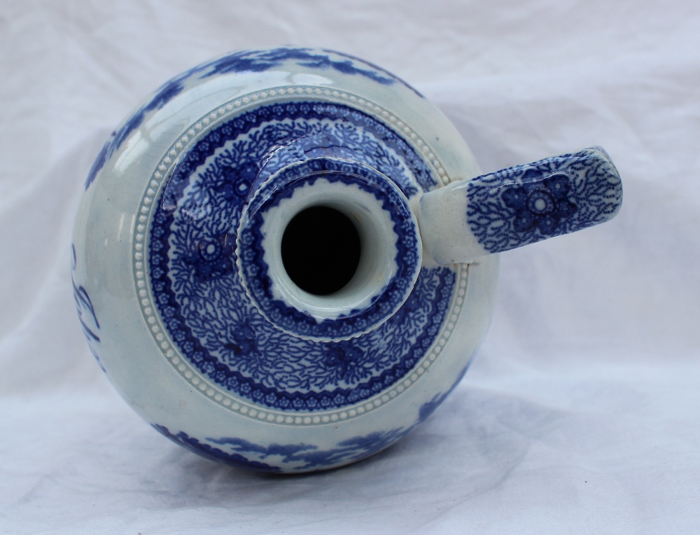 A Swansea blue and white baluster flask with a beaded top and single handle decorated with figures - Image 7 of 8