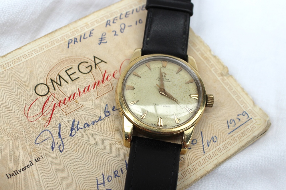 Omega - A Gentleman's Omega Seamaster automatic wristwatch, the champagne dial with batons, the