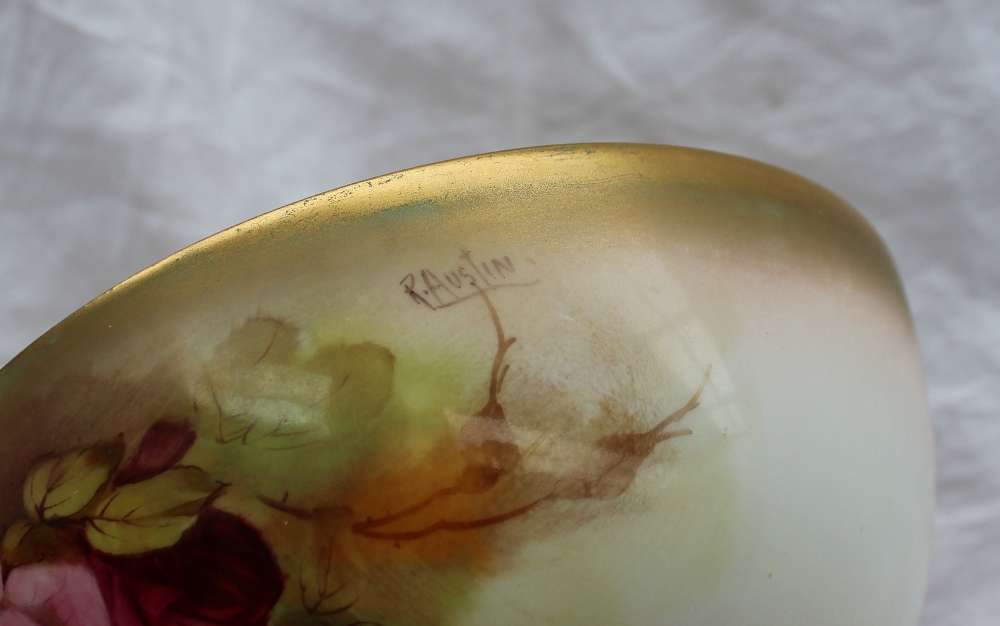 A Royal Worcester porcelain bowl painted with roses and leaves to a blush ivory ground, signed R - Image 5 of 9