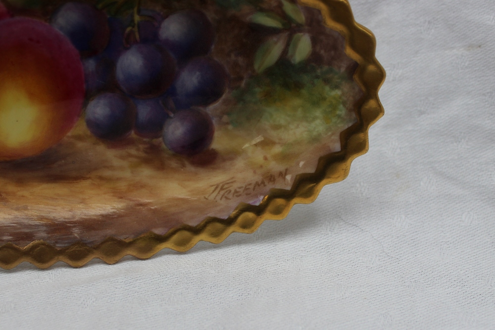 A Royal Worcester porcelain bowl painted with roses and leaves to a blush ivory ground, signed R - Image 8 of 9