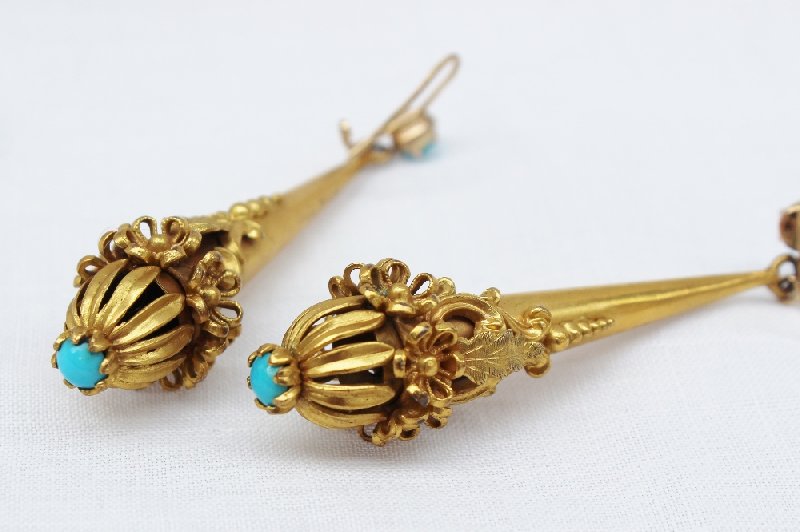 A pair of Victorian gilt metal and turquoise drop earrings, of pendant drop shape decorated with - Image 3 of 4