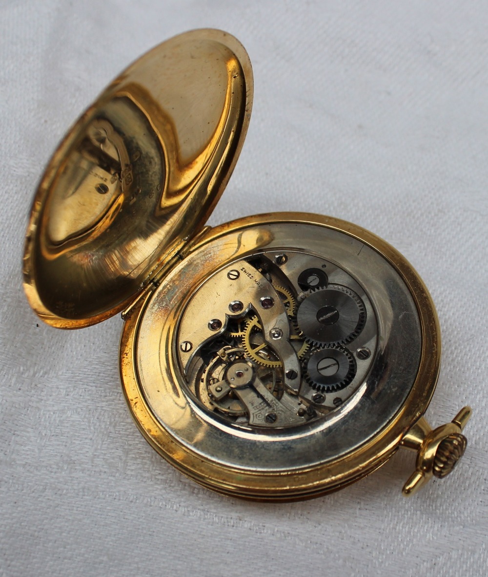 An 18ct yellow gold keyless wound open faced pocket watch, with a silvered dial, - Image 5 of 5