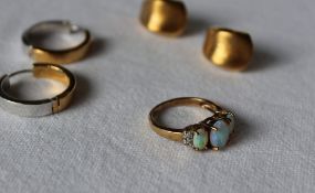 An opal & diamond ring,