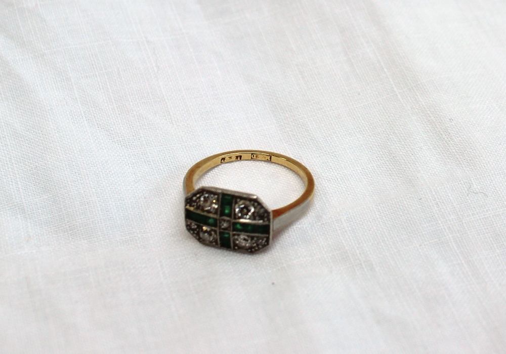 An emerald and diamond ring of Art Deco form, set with nine old brilliant cut diamonds with a - Image 2 of 4