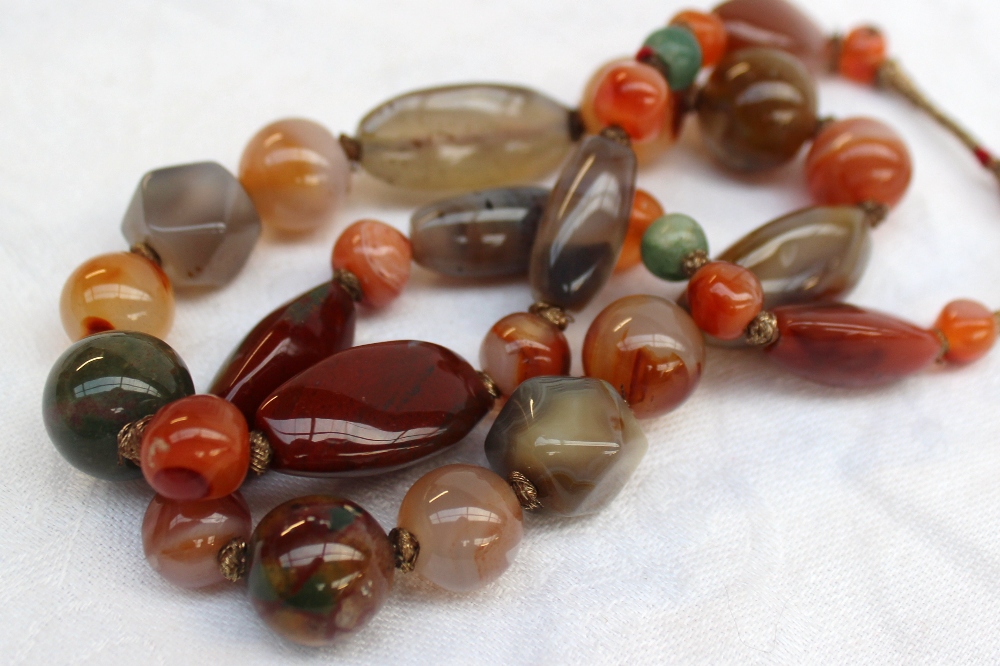 An agate bead necklace  together with a silver pocket watch, another pocket watch, a stopwatch, - Image 2 of 3