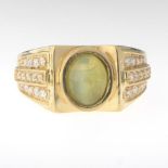 Gentleman's Cat's Eye Chrysoberyl and Diamond Ring  Ring size 11-1/2 18k yellow gold ring set with