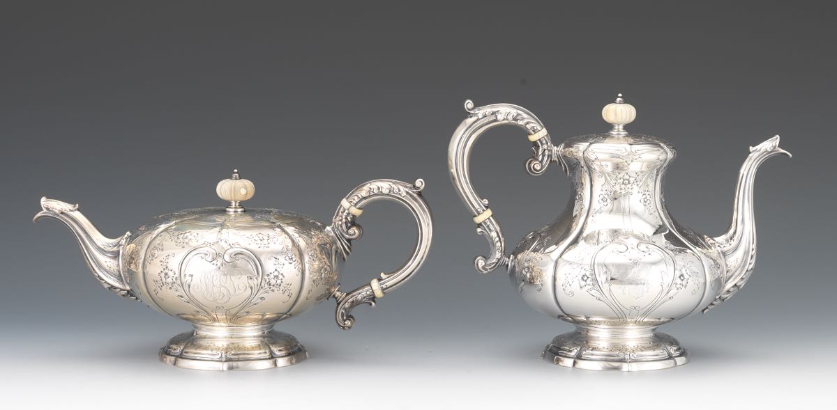 Gorham Durgin Sterling Silver Six Piece Coffee and Tea Set, dated 1930 nullConsisting of: teapot - Image 4 of 22