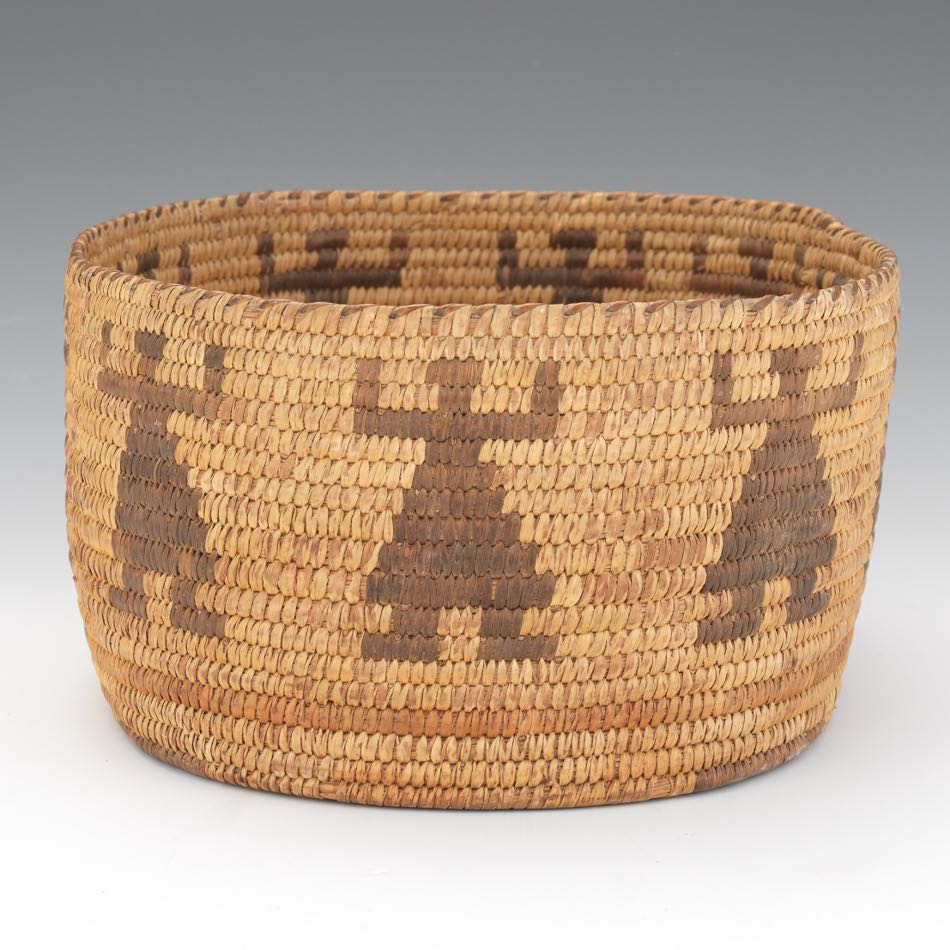 Tohono O'odham Basket, ca. 1940 9-7/8" x 13-1/4" x 5-1/2"Ovoid hand crafted basket with repeating - Image 2 of 2