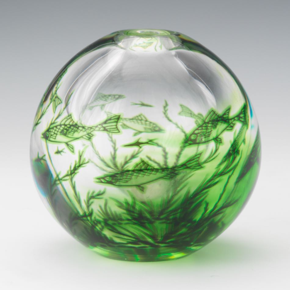 Edward Hald for Orrefors Fish Graal, Swedish, ca. 1950 5"A heavy, thick-walled, round, glass vase - Image 4 of 7