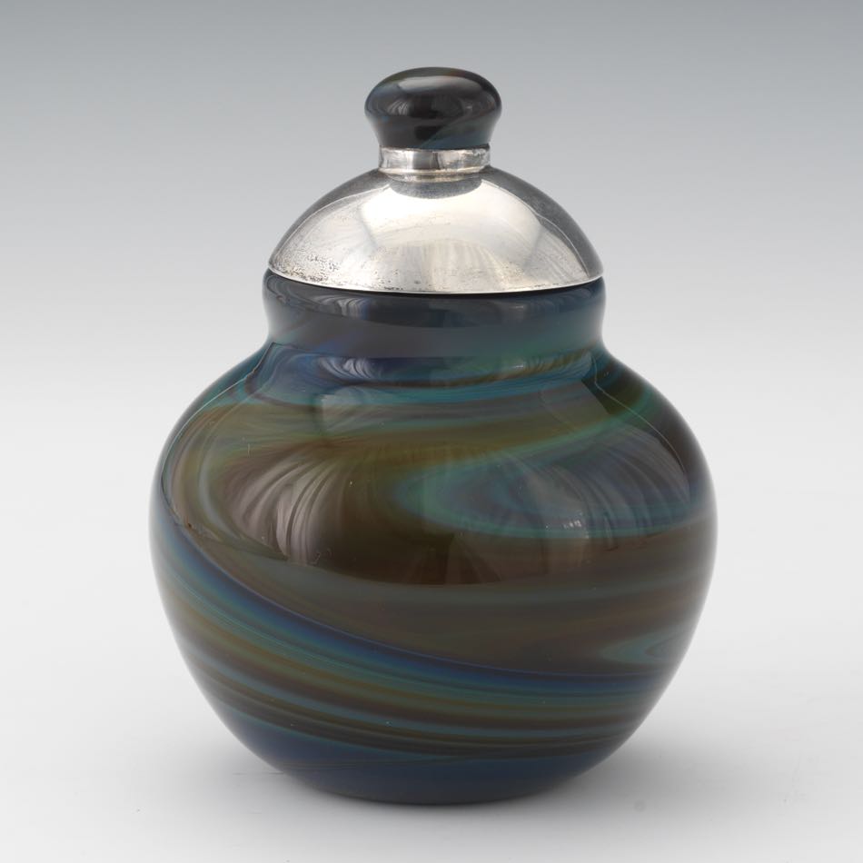 Baker O'Brien (American, Contemporary), Labino Glass Studio 5" x 4"Lidded swirled glass vase, in