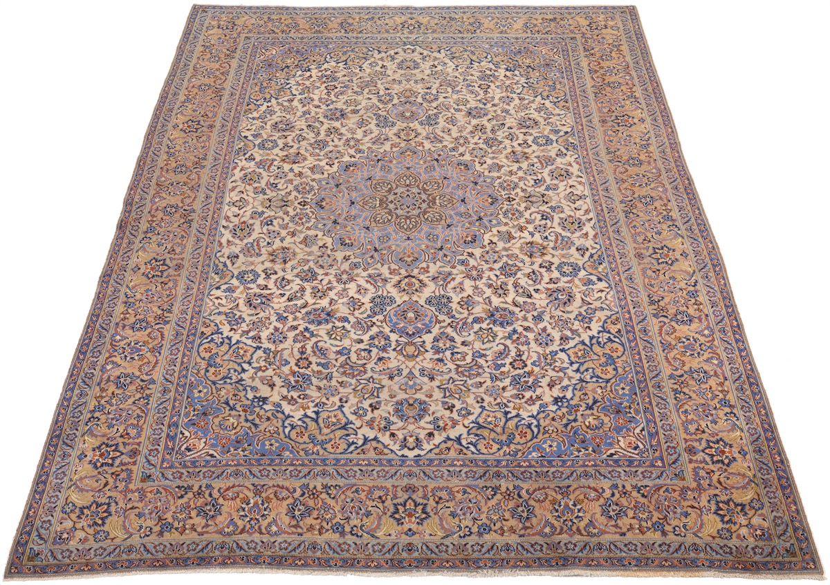 Kashan Carpet, 20th Century 13'7-3/8" x 9'8-1/8"Wool on cotton weft. Medium pile, repeating floral