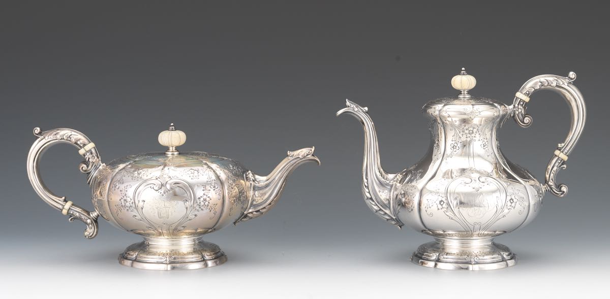 Gorham Durgin Sterling Silver Six Piece Coffee and Tea Set, dated 1930 nullConsisting of: teapot - Image 2 of 22