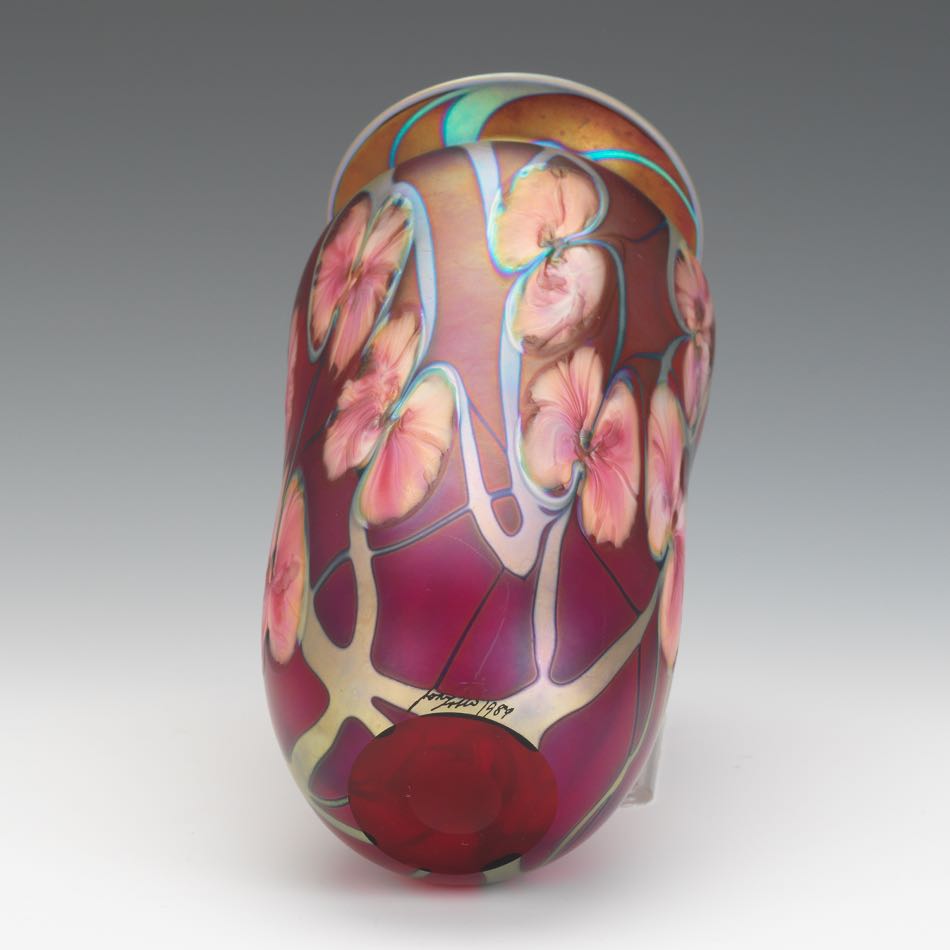 John Lotton Iridescent Ruby Red Art Glass Vase in "Lilly Pads" Pattern, dated 1989 9-1/2" x 4-3/4" - Image 6 of 8