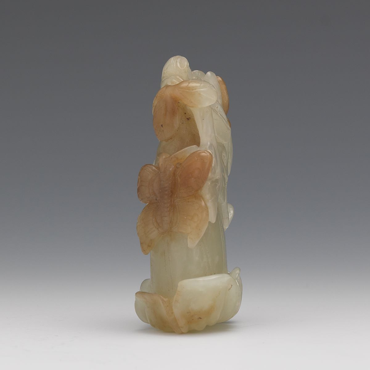 Carved Celadon Jade of a Squash Blossom 2-3/4" x 2"A finely carved celadon jade of two squash - Image 2 of 7