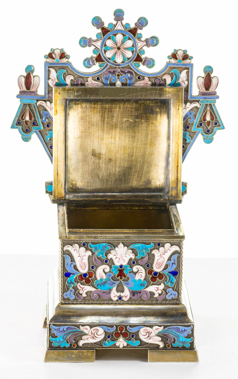 An antique silver and enamel Russian salt throne. Russian hallmarks, 84, A.A and 1891 (see - Image 3 of 4