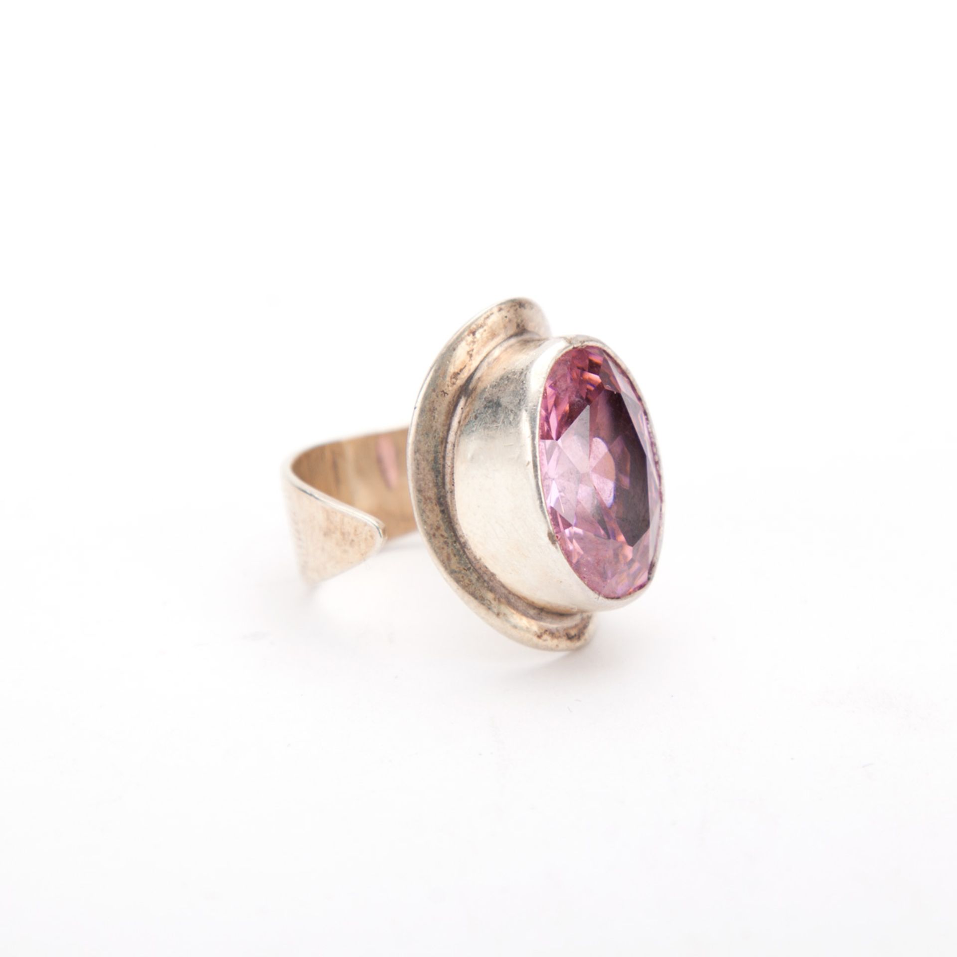 White Metal Stamped 925 Cuff Ring - Pink Stone - Image 3 of 3