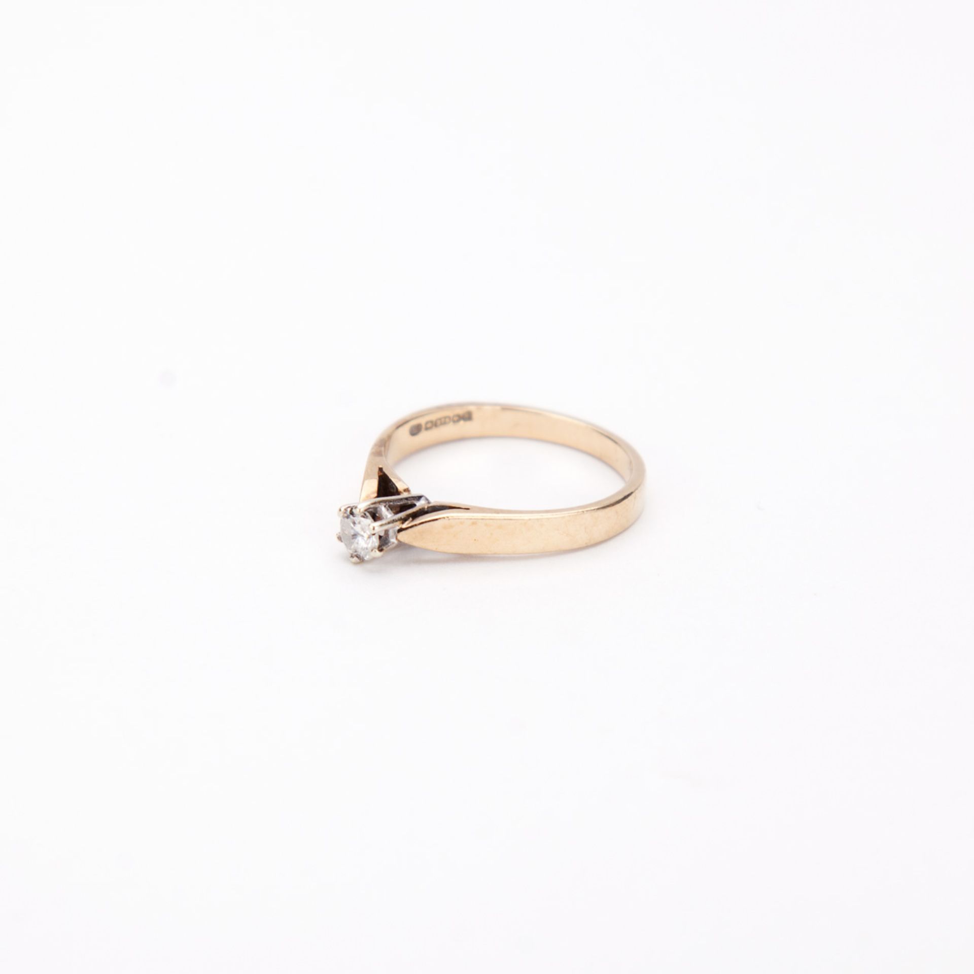 Gold 9ct Ring - Diamond Soltaire in Claw Setting/Knife Edge Shoulders - Image 2 of 2