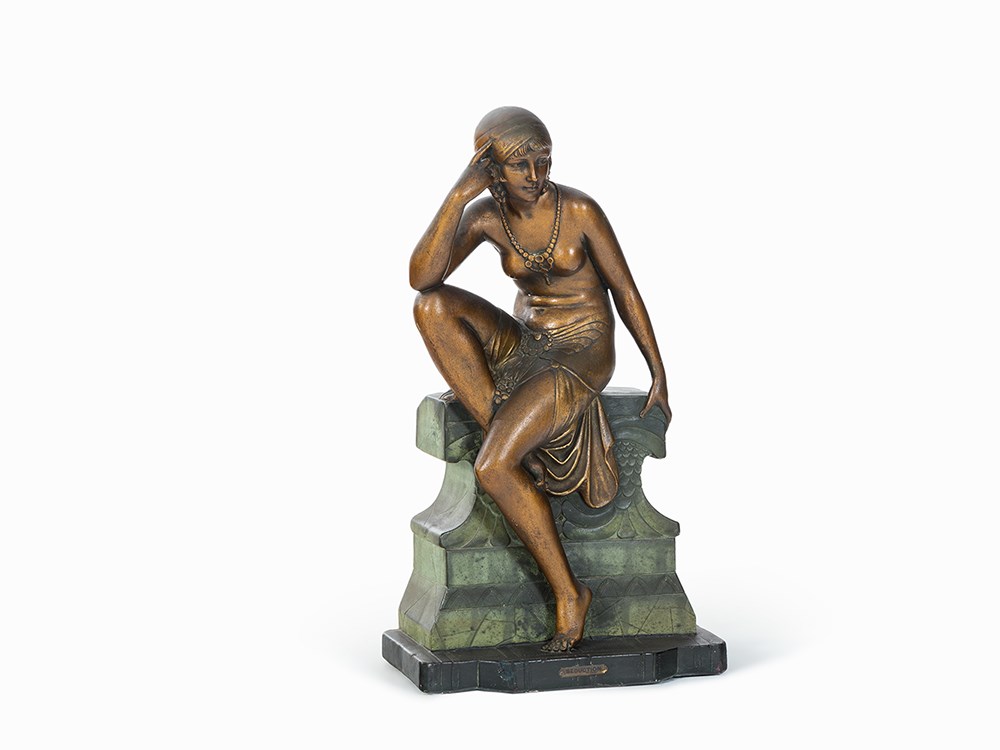 Cipriani, Ceramic Figure ‚Sécuction‘, Italy, 1920s  Ceramic Italy, 1920s Exotic woman seductively