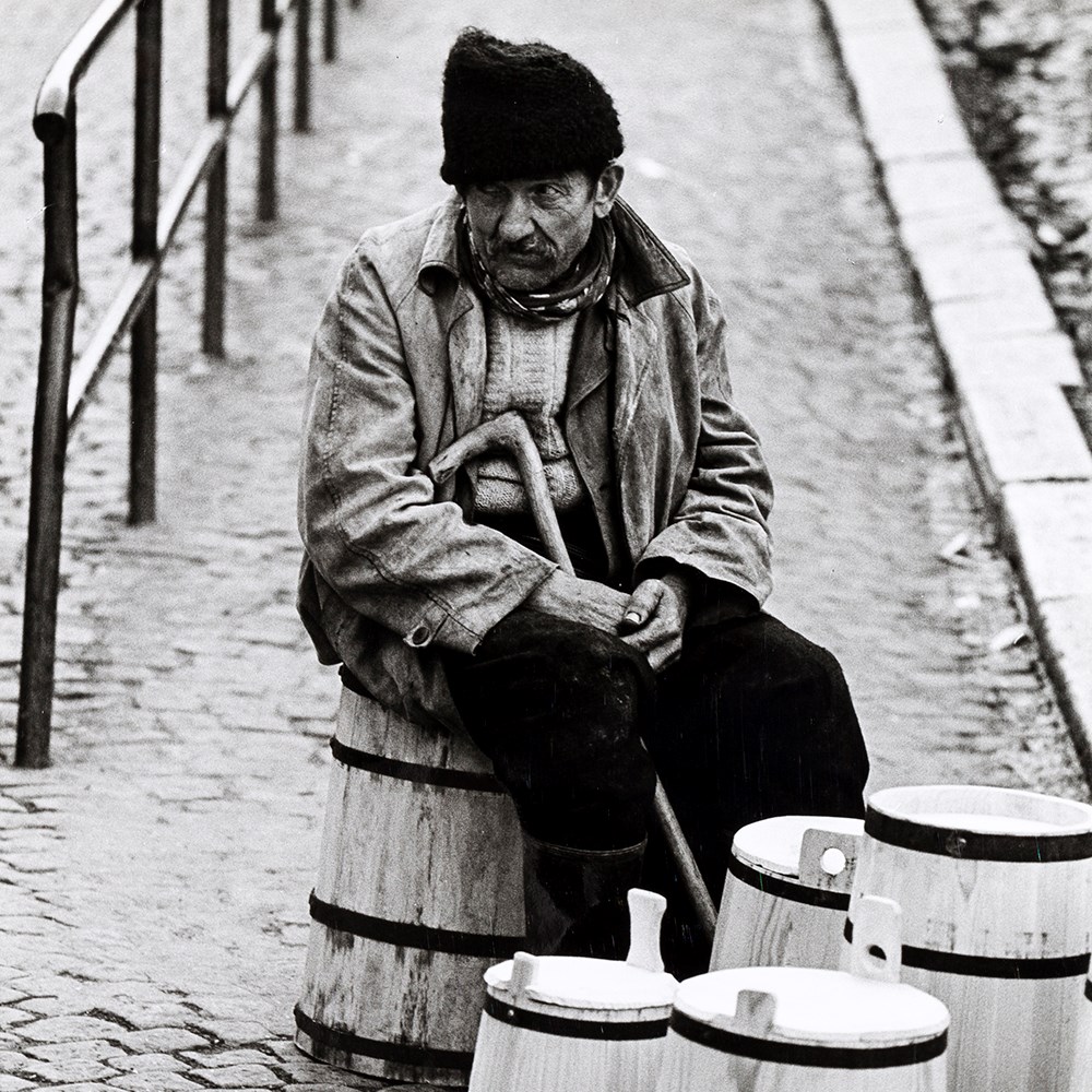 Toni Schneiders (1920-2006), Bosniake, Vintage Print, c. 1965  Vintage gelatin silver print on - Image 9 of 9