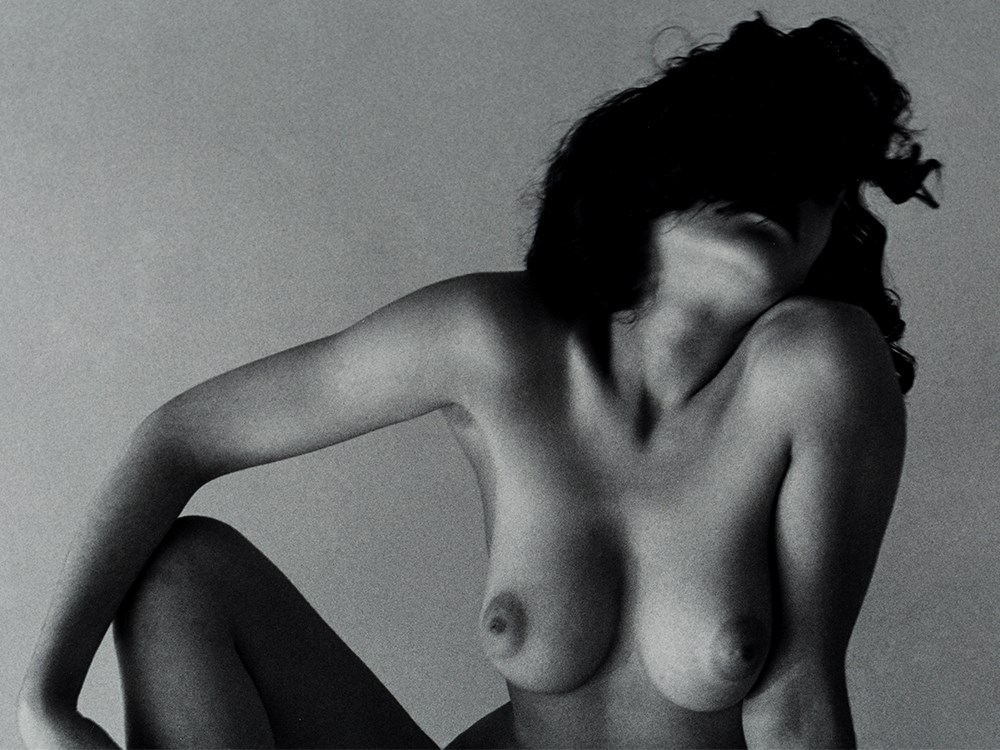 André de Dienes (1913-1985), Brunette Nude, Giclée,c.1950/2006  Giclée print after a photograph on - Image 3 of 7