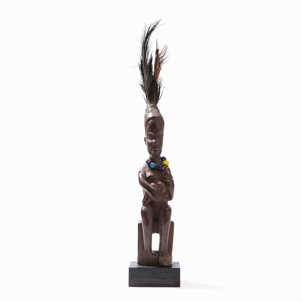 Bambata ‚Nkishi‘ Fetish Figure, Madimba, Bas Zaire, Mid-20th C.  Wood, feathers, glass bead necklace - Image 7 of 7