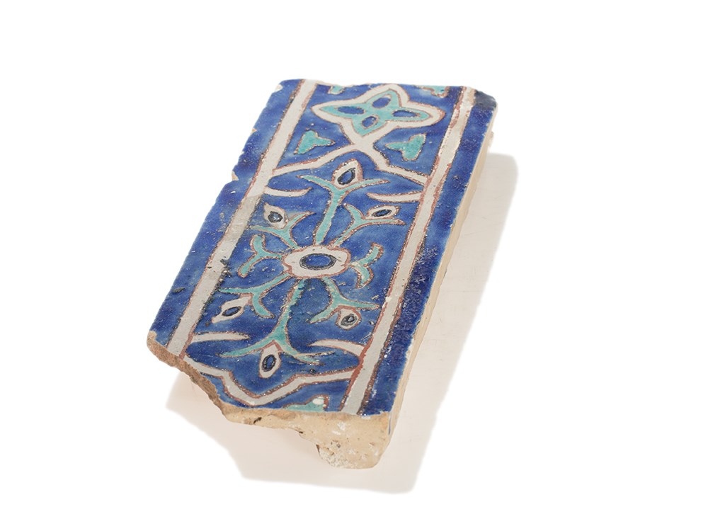 Timurid Cuerda Seca Pottery Tile, Samarkand, 15th Century  Rectangular tile in the cuerda seca - Image 4 of 10