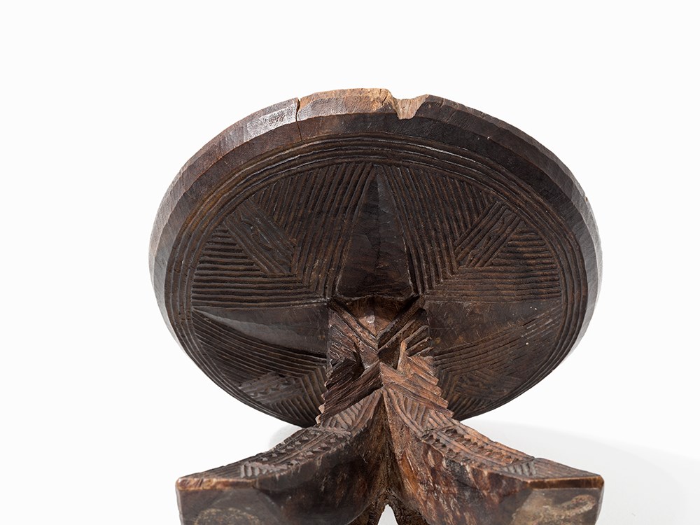 Igbo, Chief’s Stool, Nigeria, c. 1920  Wood Igbo peoples, Nigeria, circa 1920 Round seat on four - Image 7 of 9
