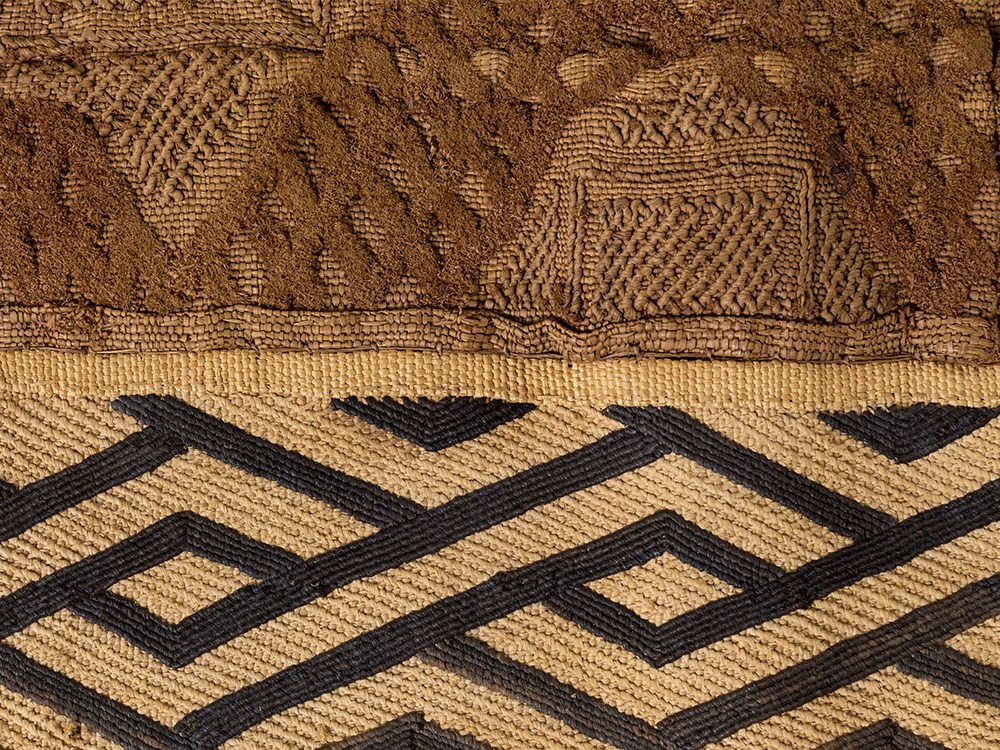 Kuba, Chief’s Wrap Skirt, D. R. Congo  Raffia weaving Kuba peoples, D. R. Congo, early 20th - Image 4 of 9