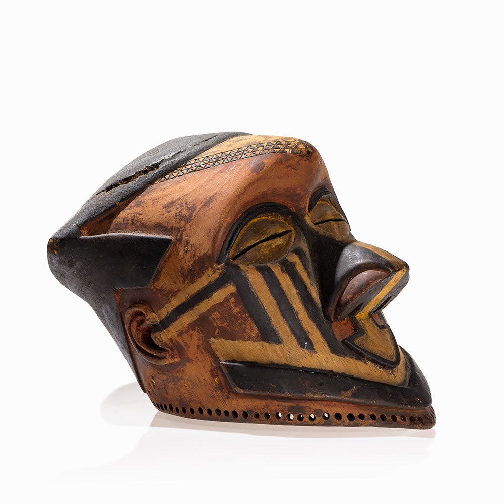 Kuba Helmet Mask ‘Bwoom’, D. R. Congo  Wood Kuba people, D. R. Congo The surface of the mask covered - Image 9 of 9