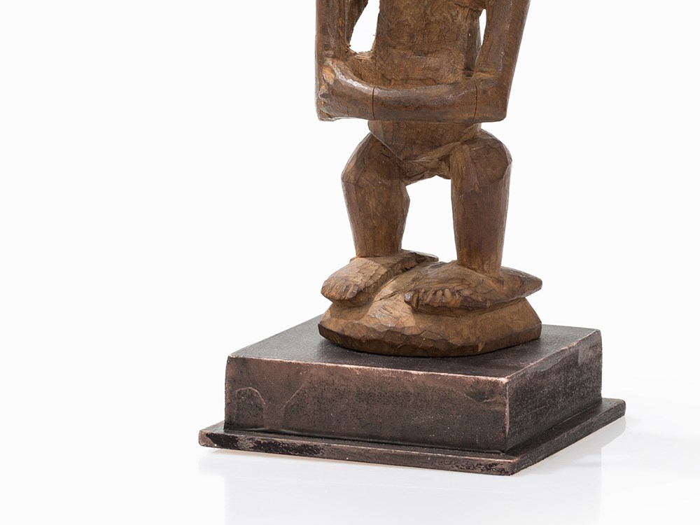 Nsapo-Nsapo, Standing Figure, D. R. Congo  Wood  Nsapo-Nsapo peoples, D. R. Congo Rising from a - Image 3 of 11