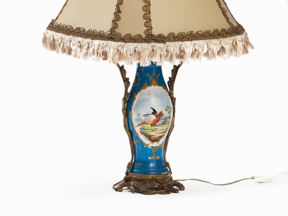 Table Lamp, Porcelain with Bronze Mount, circa 1900 White porcelain with 'Sèvres' blue fond, gold - Image 5 of 7