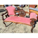 A mahogany chaise longues / day bed.