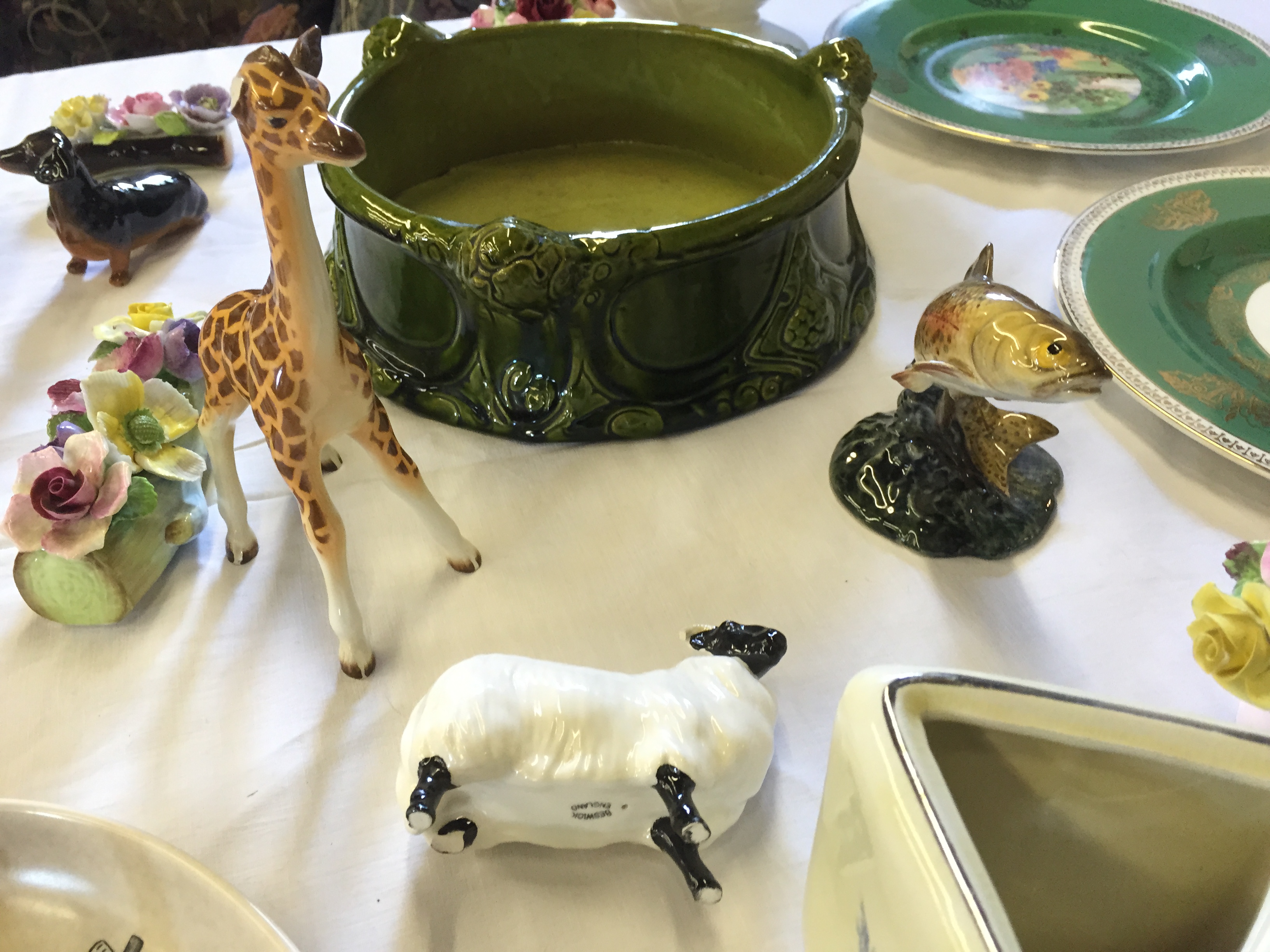 A selection of ceramics including Crown Devon. - Image 4 of 9