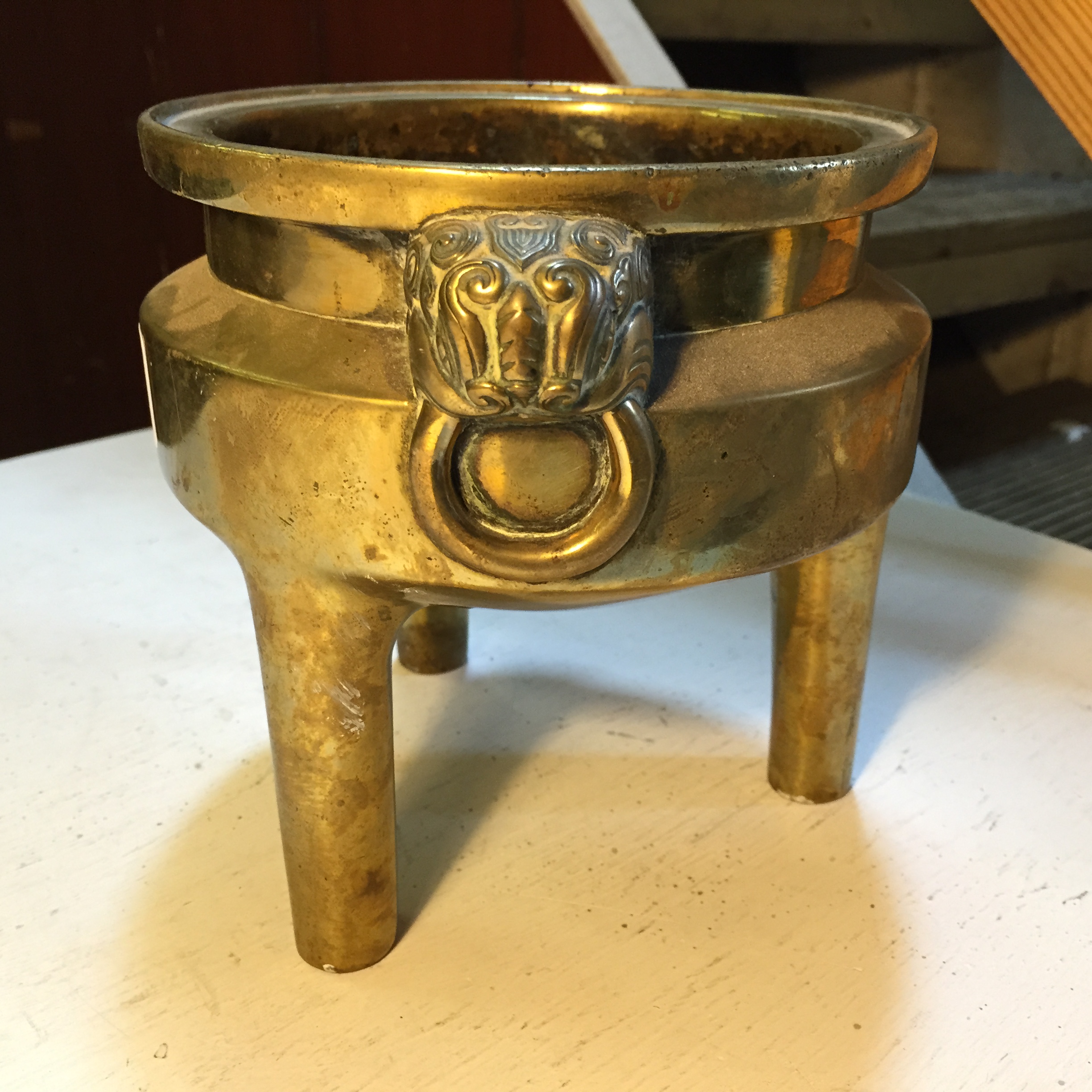 A Chinese brass censer with markings which read Made during the Xuande reign. - Image 4 of 8