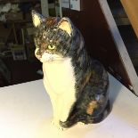 A ceramic cat.