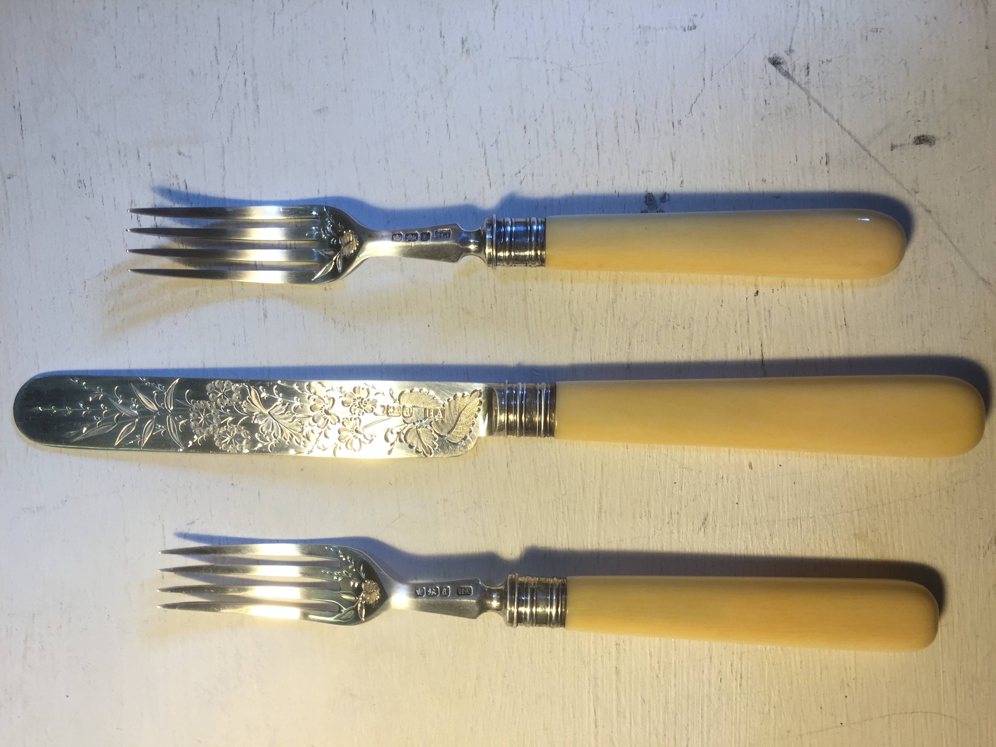A set of siver knives and forks marked Sheffield - Image 5 of 5