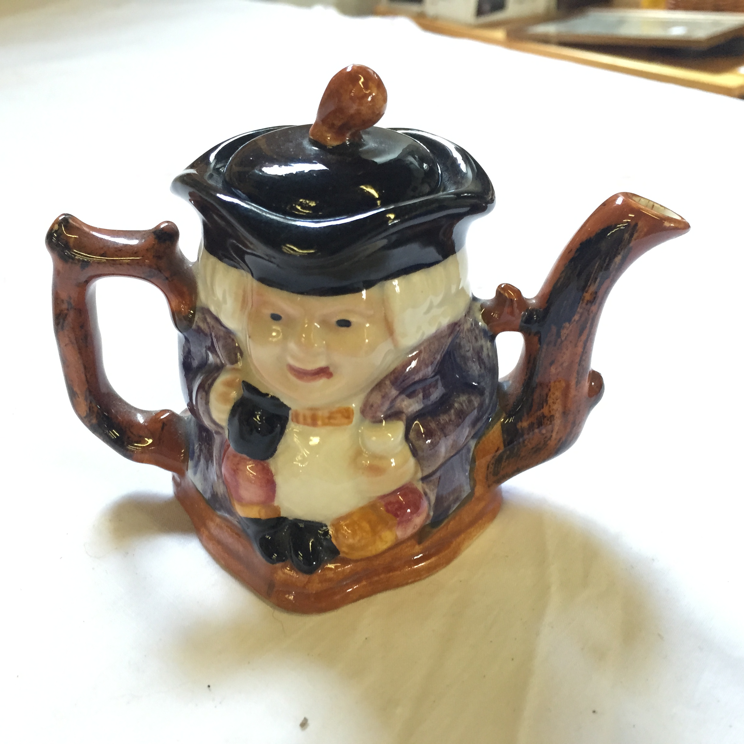 Two Goebel tankards a Shorrter and Son tea pot and a Sandland Toby Jug with cracked handle. - Image 4 of 9