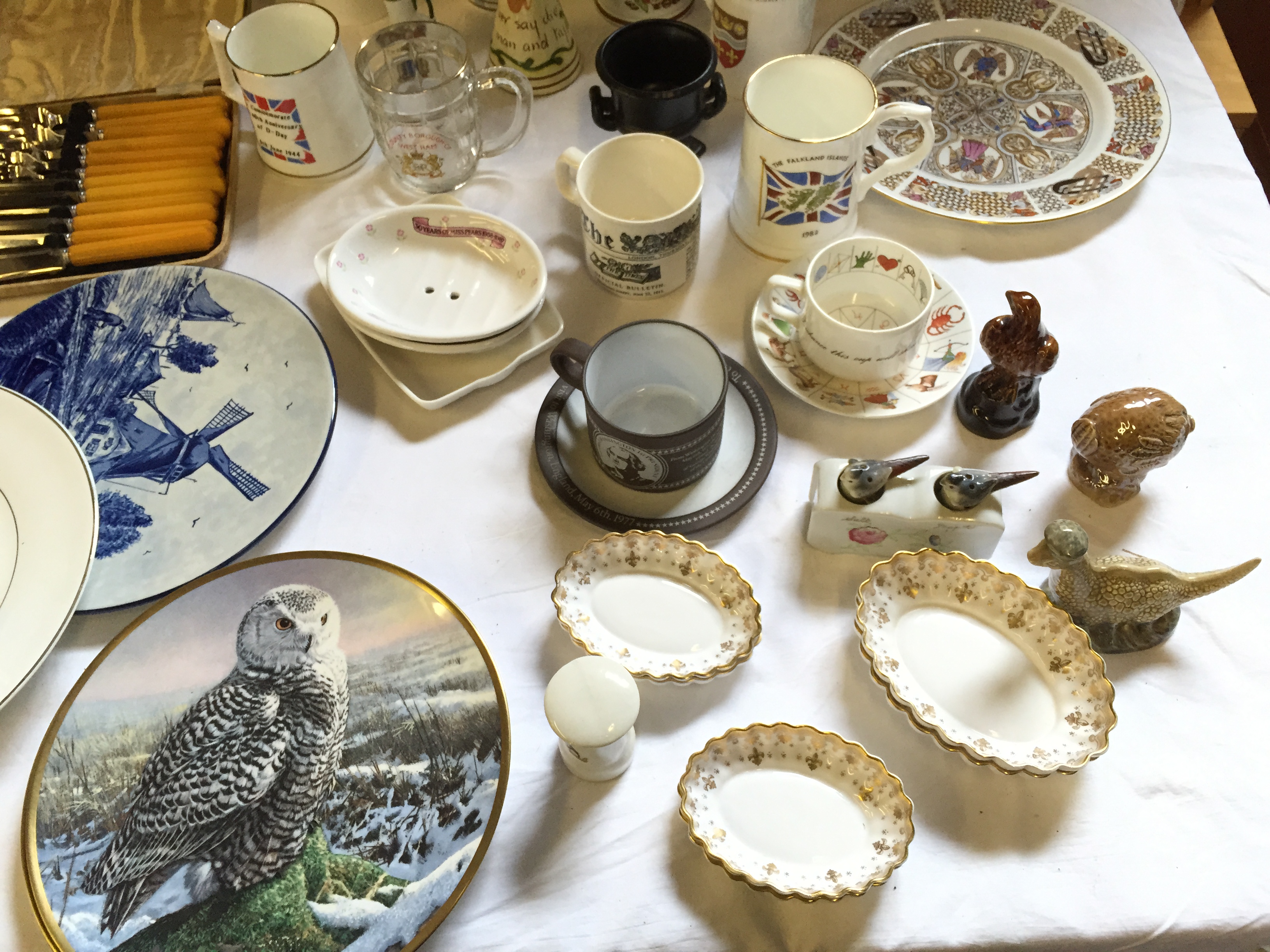 A selection of various ceramics including Spode, Hornsea and others. - Image 2 of 10