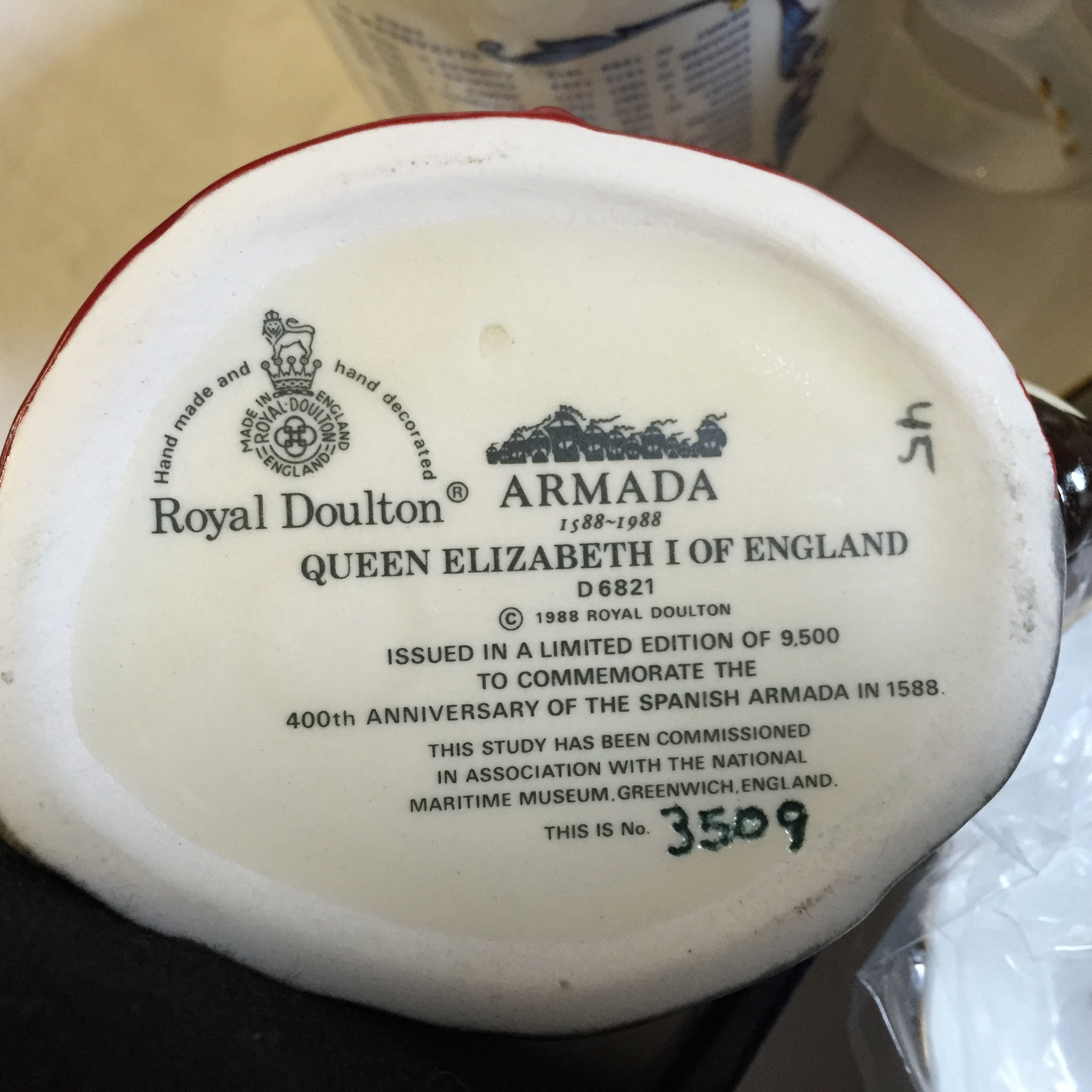 A large selection of ceramic commemorative ware including Aynsley & Royal Doulton. - Image 6 of 7