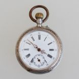 Herrentaschenuhr - Jugendstilum 1900, Si 800, rundes Gehäuse vegetabil graviert, rs. Wappenrelief