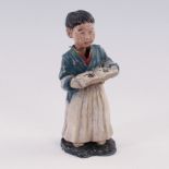 Figurum 1900, Japan, Junge m. Buch, bemalte Keramik, beweglicher Kopf, best., geklebt, Alterssp.,