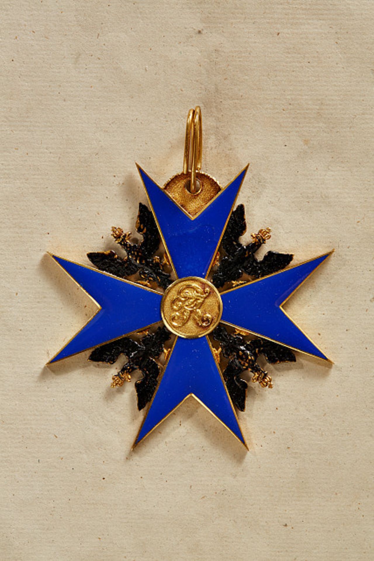 KÖNIGREICH PREUSSEN - SCHWARZER-ADLER-ORDEN : Ordenskreuz, Gold und Emaille Ohne Schärpe. Auf dem