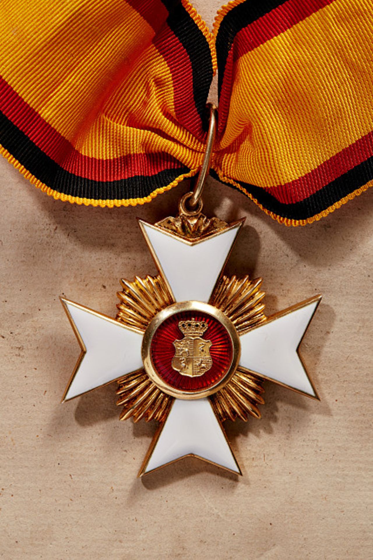 FÜRSTENTUM REUSS - FÜRSTLICH REUSSISCHES EHRENKREUZ : Ehrenkreuz 1. Klasse.Gold und Emaille. Am - Bild 2 aus 2