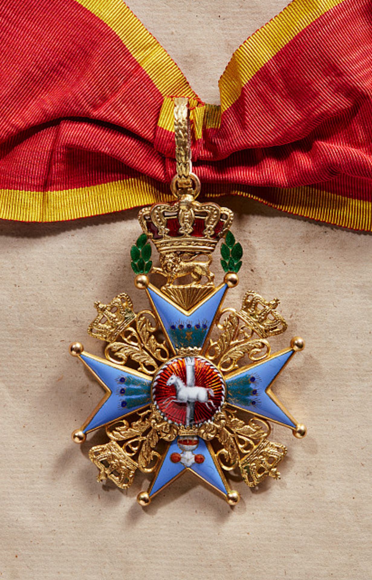 HERZOGTUM BRAUNSCHWEIG - ORDEN HEINRICH DES LÖWEN : Komtursatz 1. Klasse.Das Kreuz Gold und Emaille, - Bild 2 aus 6