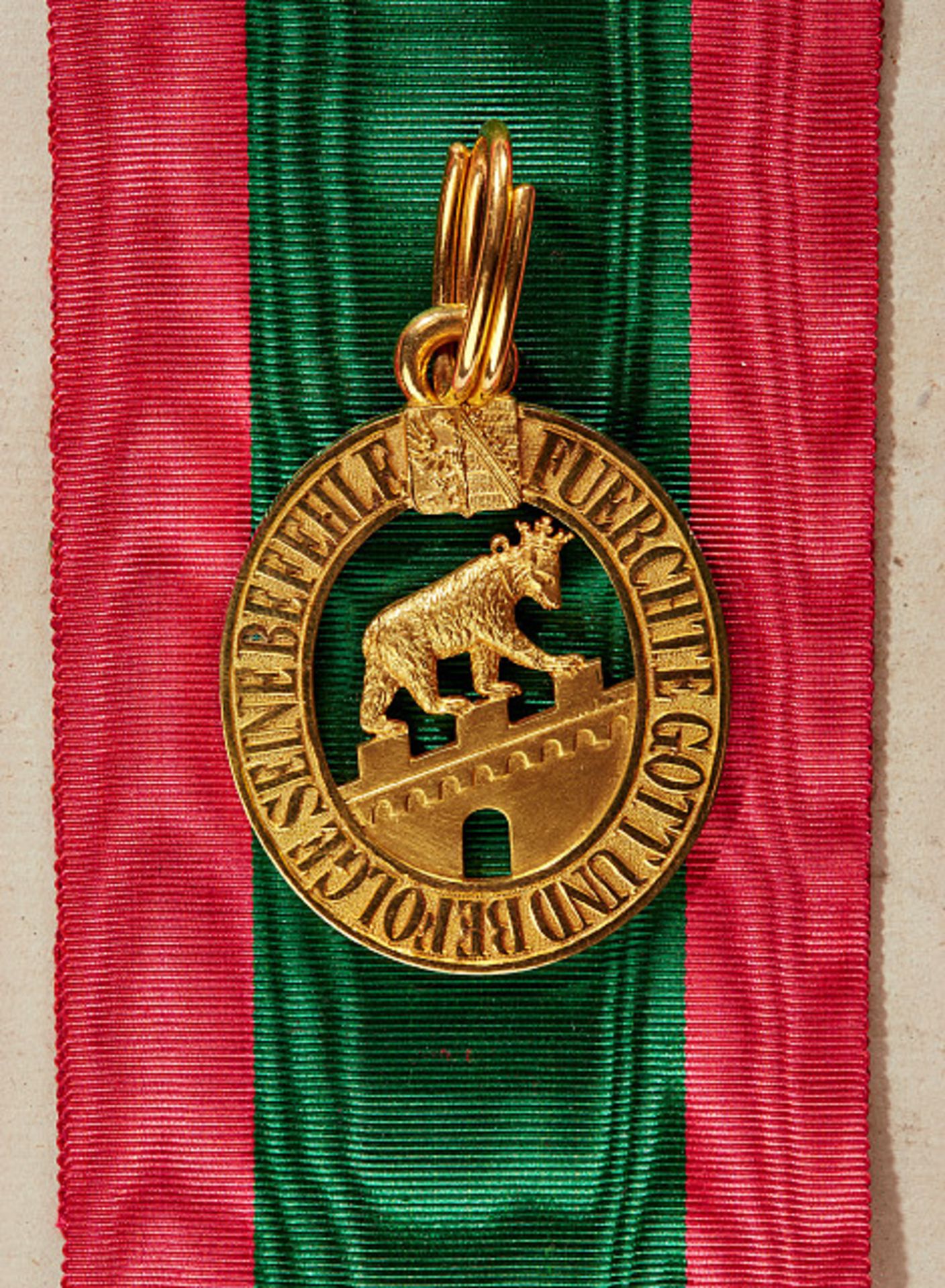 HERZOGTUM ANHALT - ORDEN ALBRECHT DES BÄREN : Komtursatz 1. Klasse.Die Ordensdekoration Bronze - Bild 3 aus 5