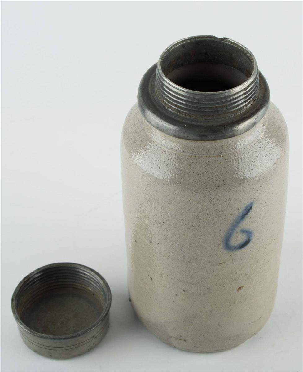 Steingut Flasche 19. Jhd. / Stoneware bottle, 19th centurymit Zinn-Schraubverschluß, H: ca. 20 - Image 2 of 3