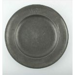 Zinnteller 19. Jhd. / Tin plate, 19th centurymehrfach gepunzt, Ø ca. 30 cm /
marked several times, Ø