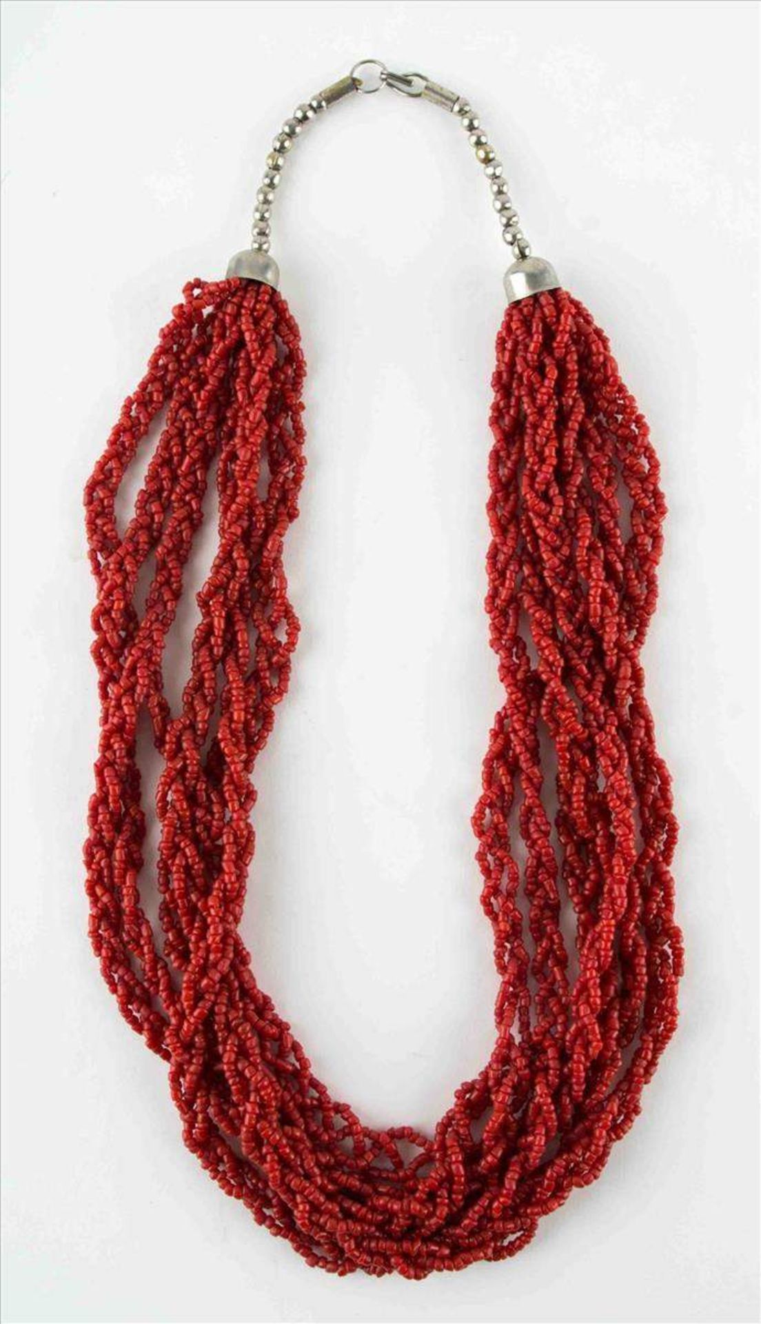 Corallen Collier / Coral necklace6 reihig, L: ca. 57 cm, Gewicht ca. 88,6 g. /
6 rowig, length: c.