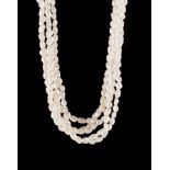 Perlencollier / Pearl colliers5 teilig, L: 60 cm, Ø Perlen 4 mm /
5 pieces, length: 60 cm, Ø